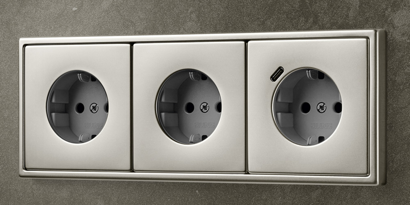 SCHUKO® Steckdosen mit USB bei Dreamsolar GmbH in Regensburg